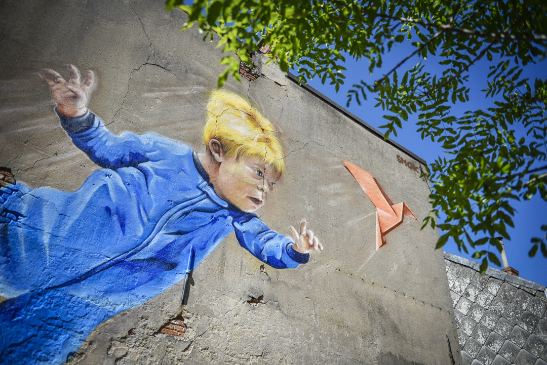 Street Art in Antwerpen - Will to Fly by Smok