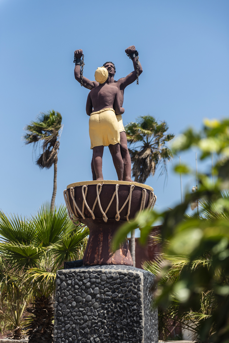 Wat te doen op Ile de Gorée - Slavenstandbeeld